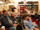 gal/2008/2008 12.04. Mayersche Buchhandlung CD Praesentation/_thb_IMG_3681.JPG